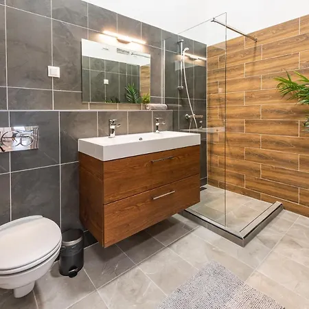 Deluxe Kazincy In The Heart Of Budapest